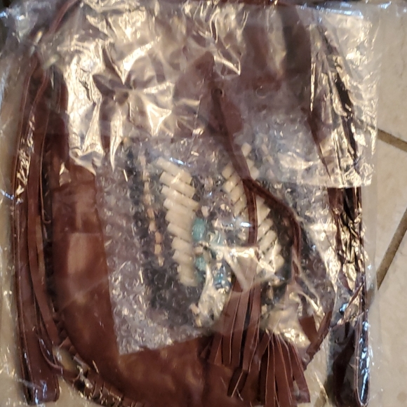 5 Star Retro Crossbody Med Fringe Bag - Picture 6 of 8